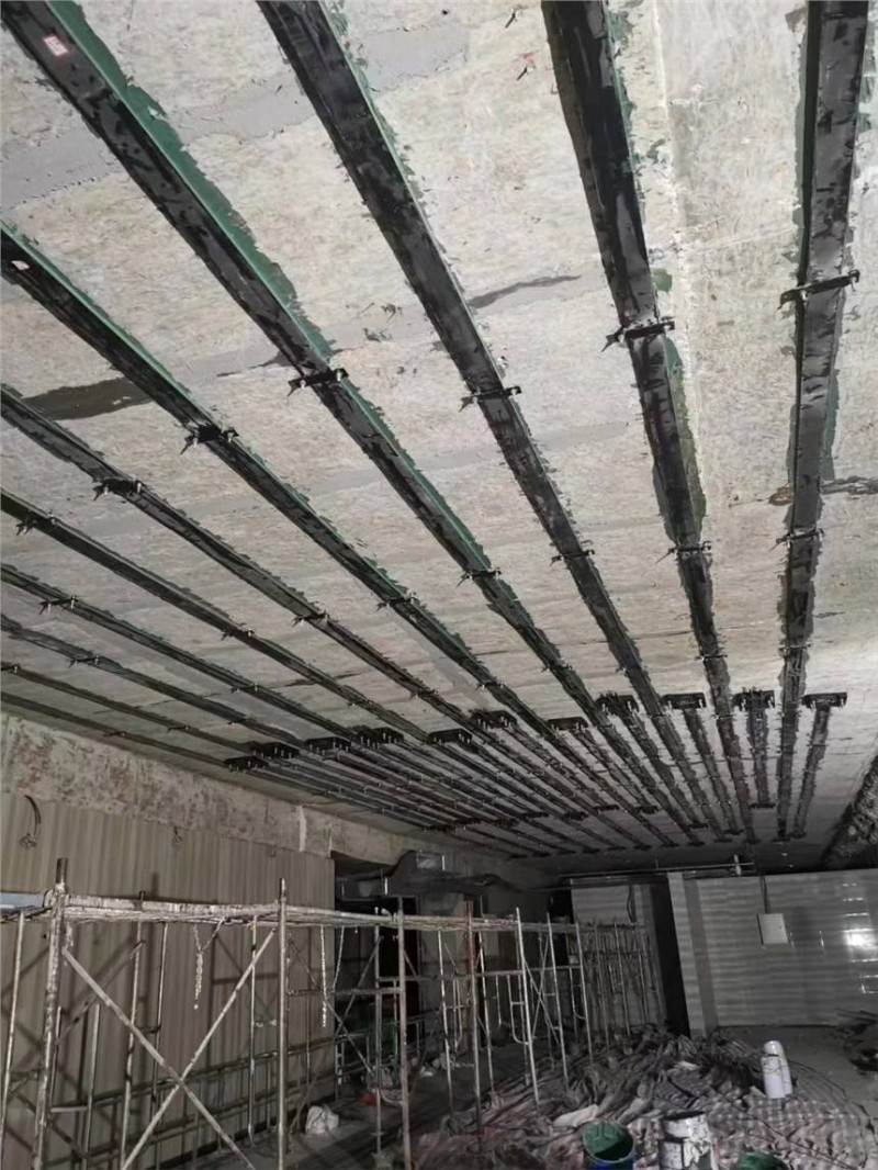 src=http://www.vipliliu.cn/skin/defaultcs/image/nopic.gif